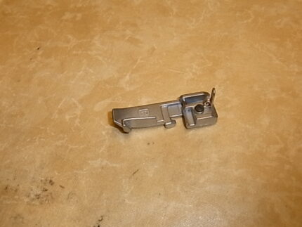 Trykfod Huskylock 660CD