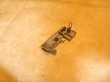 Trykfod Huskylock 560DT